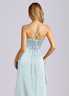 Azazie Sarai Robes de demoiselle d'honneur Robe Fourreau en Satin extensible Corset Brume image2