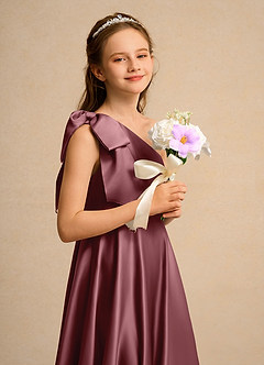 Azazie Guppy Junior Formal vestidos de niña de las flores Vestido de Rosa Del Desierto de Satin Mate de Corte En A con Hombro unilateral image6