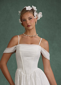 Azazie Rosemary Abiti da Sposa Abito A-Line in Floral Burnout Spalle Scoperte Bianco Diamante image9