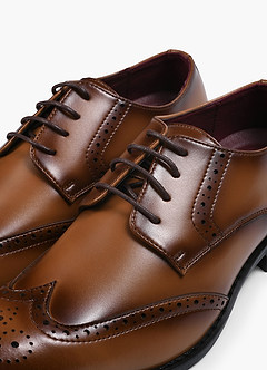 front Brown Leather Wingtip Oxford Dress Shoes
