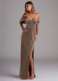 Azazie Shay Robes de demoiselle d'honneur Robe Fourreau Convertible en velours Épaule décolletée Taupe Argenté image1