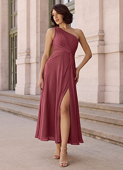 Azazie Brooke Vestidos de damas de honor Vestido de Merlot de Gasa de Corte en A con Hombro unilateral image2