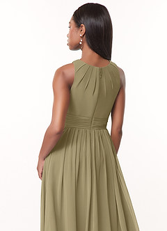 Azazie Harper Robes de demoiselle d'honneur Robe Trapèze en Mousseline de soie Plissée Vert Mousse image4