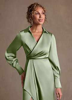 Azazie Jacinta Mère de la mariée Robes Robe Fourreau en Satin extensible Plissée Vert Sauge image5