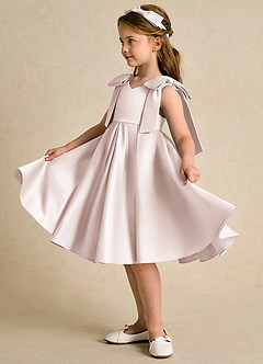 Azazie Guppie vestidos de niña de las flores Vestido de Pétalo De Rosa de Satin Mate de Princesa con Plisado image4