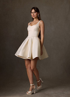 Azazie Zelina Vestidos de novia Vestido de Champán de Satén de Corte en A con Escote de Corazón image5