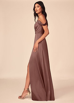 Azazie Ocean Robes de demoiselle d'honneur Robe Trapèze en Satin extensible Col V plissé Expresso image3