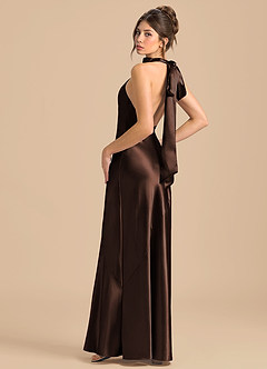 Azazie Velli Robes de demoiselle d'honneur Robe Fourreau en Satiné métallisé Col Haut Ganache image1