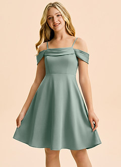 Azazie Anselie Junior Robe Trapèze en Satin extensible Épaules dénudées Sauge D'argent image5