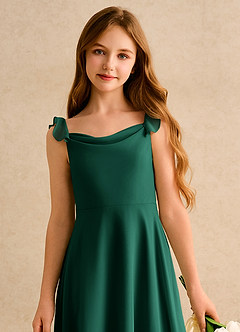 Azazie Puppy Girls Formal Robe Demoiselle D'honneur Fillette Robe Trapèze en Mousseline de soie Plissée émeraude image6