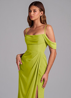 Azazie Johana Jurken voor bruidsmeisjes Converteerbaar Jurk van Chiffon met Zeemeermin Off the Shoulder Citroengras image5