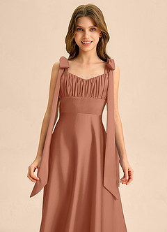 Azazie Halley Junior Abito A-Line in Raso Elasticizzato Fiocco Bronzo image6