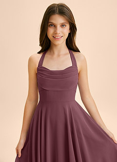 Azazie Kady Junior Robe Trapèze en Mousseline de soie Encolure en Forme de Cœur Sangria image6