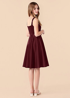 Azazie Amira Junior Robe Trapèze en Satin extensible Plissée Cabernet image2