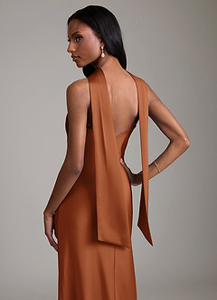 Azazie Cassiana 신부 들러리 드레스 인어 주름진 스트레치 새틴 바닥 길이 드레스 image4