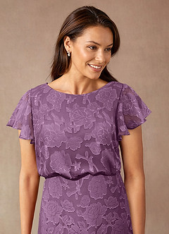 Azazie Lehi vestidos de madre de la novia Vestido de Glicinia de Devorado Floral de Corte en A con Cuello de barco image6