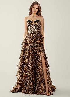 Samara Bruine Luipaard Galajurk met ruches en A-lijn model image8