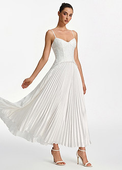 Isolde Weiß Maxikleid aus Spitze in A-Linie mit Korsettmuster image3