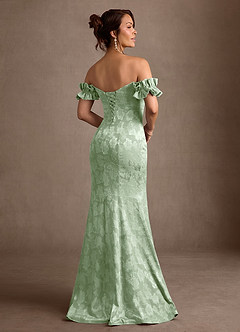 Azazie Allison vestidos de madre de la novia Vestido Salvia Polvorienta de Devorado Floral de Corte Sirena con Hombros descubiertos image2