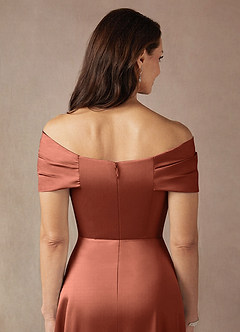 Azazie Amelia Vestidos para mãe da noiva Vestido Argila de Cetim elástico de Linha A com Fora do ombro image8