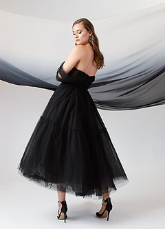 Azazie Vienna Vestidos de novia Vestido de Negro de Tul de Corte en A con Fuera del hombro image5