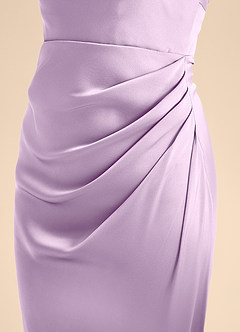 Azazie Renna Junior Robe Trapèze en Satin extensible Plissée Frostiges Flieder image7