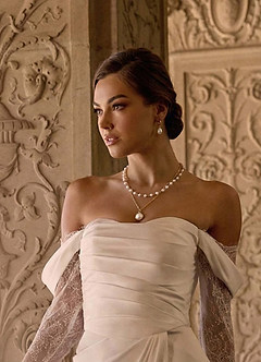 front Bleeker Pearl Set