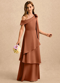 Azazie Shyloh Girls Formal Robe Demoiselle D'honneur Fillette Robe Trapèze en Satin extensible Épaule décolletée Cuivre image5