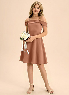 Azazie Anselie Junior Vestido de Bronceador de Satén Elástico de Corte en A con Plisado image1