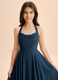 Azazie Kady Junior Vestido Azul Marino Oscuro de Gasa de Corte en A con Escote corazón image6