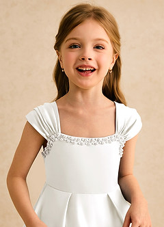 Azazie Yosemite Jurken voor bloemenmeisjes Baljurk Jurk van Mat Satijn Sweetheart Halslijn Ivoor image7