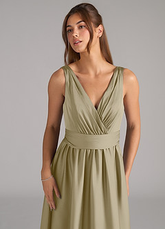 Azazie Kora Robes de demoiselle d'honneur Robe Trapèze en Satin extensible Plissée Vert Mousse image7