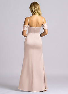 Azazie Auden Jurken voor bruidsmeisjes Converteerbaar Jurk van Stretch Satijn met Kolom Off the Shoulder Blozend Roze image2