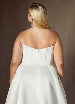 Azazie Katalina Trouwjurken Jurk van Satijn met Baljurk Strapless Diamant Wit image15