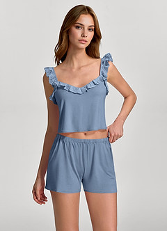 front Pyjamaset van zachte rayon met ruches, camisole en shortje.