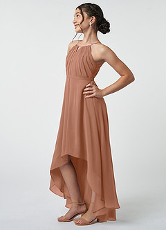 Azazie Oaklynn Junior Robe Trapèze en Mousseline de soie Plissée Bronze image4