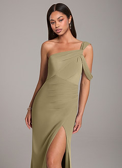 Azazie Wynter Abiti da Damigella Abito Tubino in Chiffon a Spalla Scoperta Verde Muschio image7
