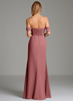 Azazie Riley Robes de demoiselle d'honneur Robe Fourreau Convertible en Mousseline de soie Épaule décolletée Améthyste image3