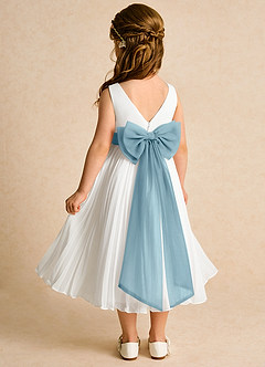 Azazie Margot Abiti da Ragazza di Fiori Abito A-Line in Chiffon Plissettato Avorio Blu Lunatico image5
