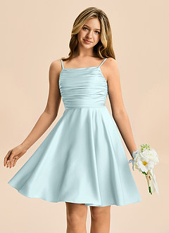 Azazie Miko Junior Vestido de Vidrio Marino de Satén Elástico de Corte en A con Plisado image1