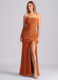 Azazie Grata Robes de demoiselle d'honneur Robe Sirène en Mousseline de soie Plissée Cannelle image1