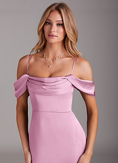 Azazie Saige Abiti da Damigella Abito Tubino in Raso Elasticizzato Spalle Scoperte Rosa Confetto image11