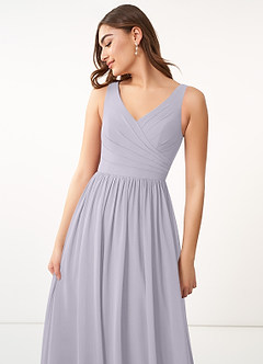 Azazie Keyla Robes de demoiselle d'honneur Robe Trapèze en Mousseline de soie Col V plissé Brume image20