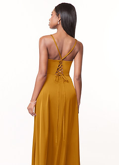 Azazie Maksim Robes de demoiselle d'honneur Robe Trapèze en Satin extensible Col en V Caramel écossais image3