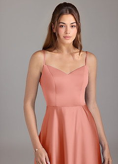 Azazie Marley Robes de demoiselle d'honneur Robe Trapèze Convertible en Satin extensible Épaule décolletée Corail image2