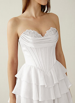 Bastet Weiß Rüschenkleid in A-Linie image4