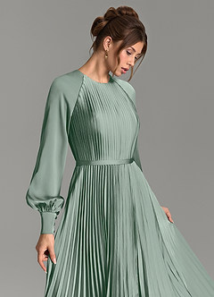 Azazie Grayson Vestidos de damas de honor Vestido Agave de Satén Elástico de Línea A con Manga larga image6