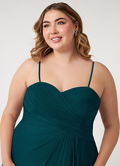 Azazie Arabella Allure Vestidos de damas de honor Vestido de Pino de Gasa de Corte en A Convertible con Escote de Corazón image19