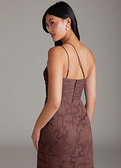 Azazie Eren Robes de demoiselle d'honneur Robe Fourreau en Blumen-Burnout Une épaule Expresso image6