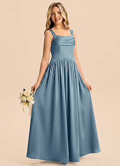 Azazie Drew Junior Robe Trapèze en Satin extensible Plissé Bleu Poussiéreux image6